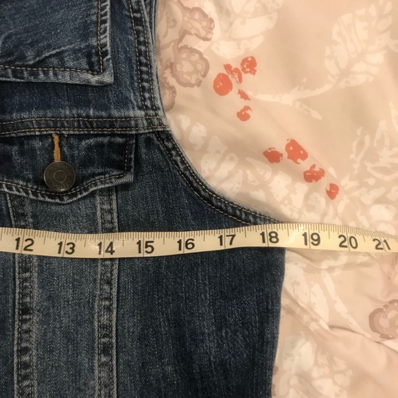 SOLD💘Jean Vest💘 Perfect!! - Picture 5 of 8